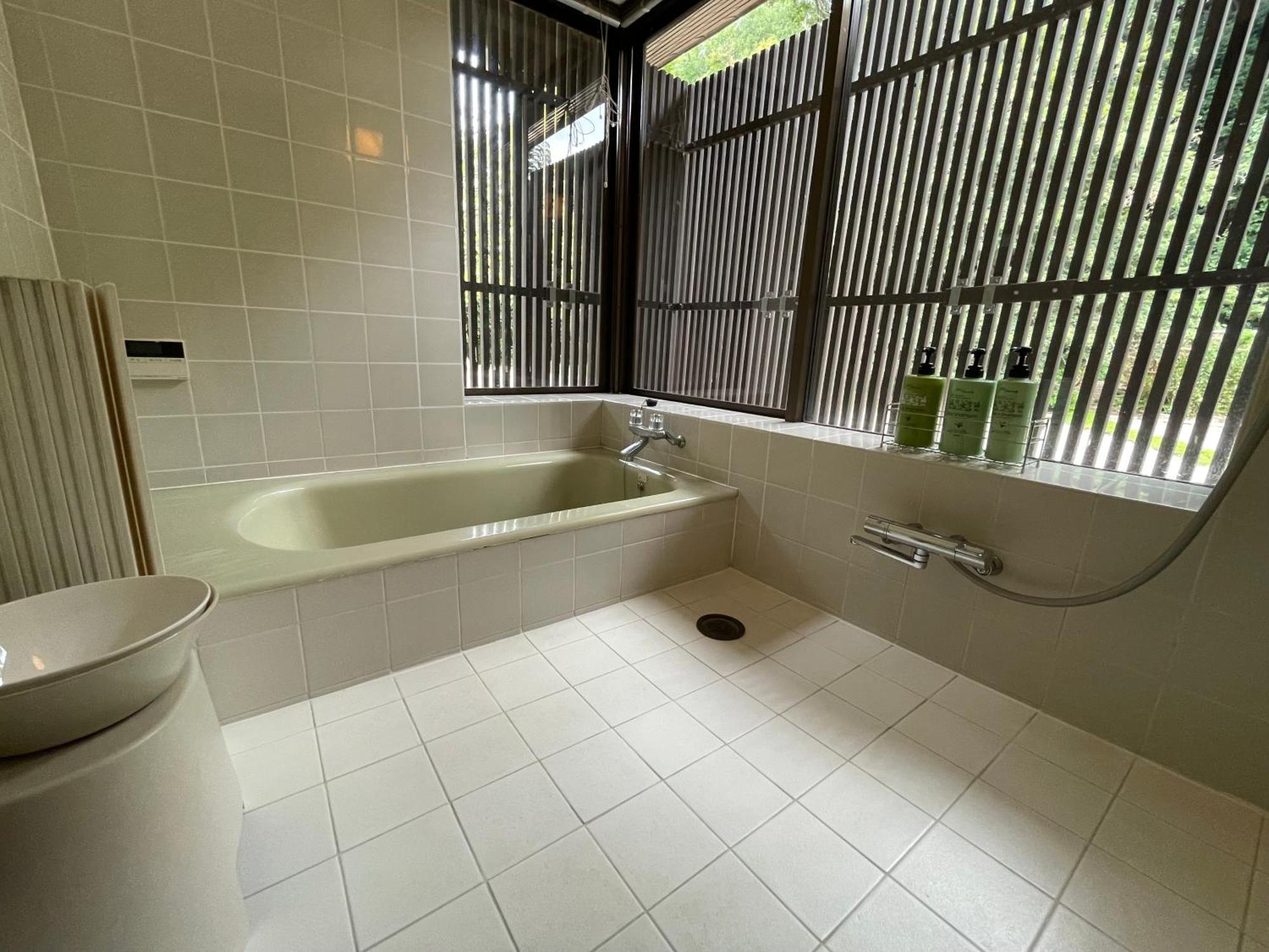甘糟屋敷 Amakasu Yashiki Kamakura Villa Eksteriør billede